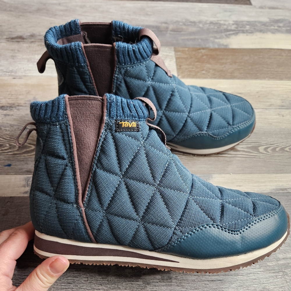 Teva ReEmber Mid Platform Chelsea Bootie Size 7 Teal Quilted